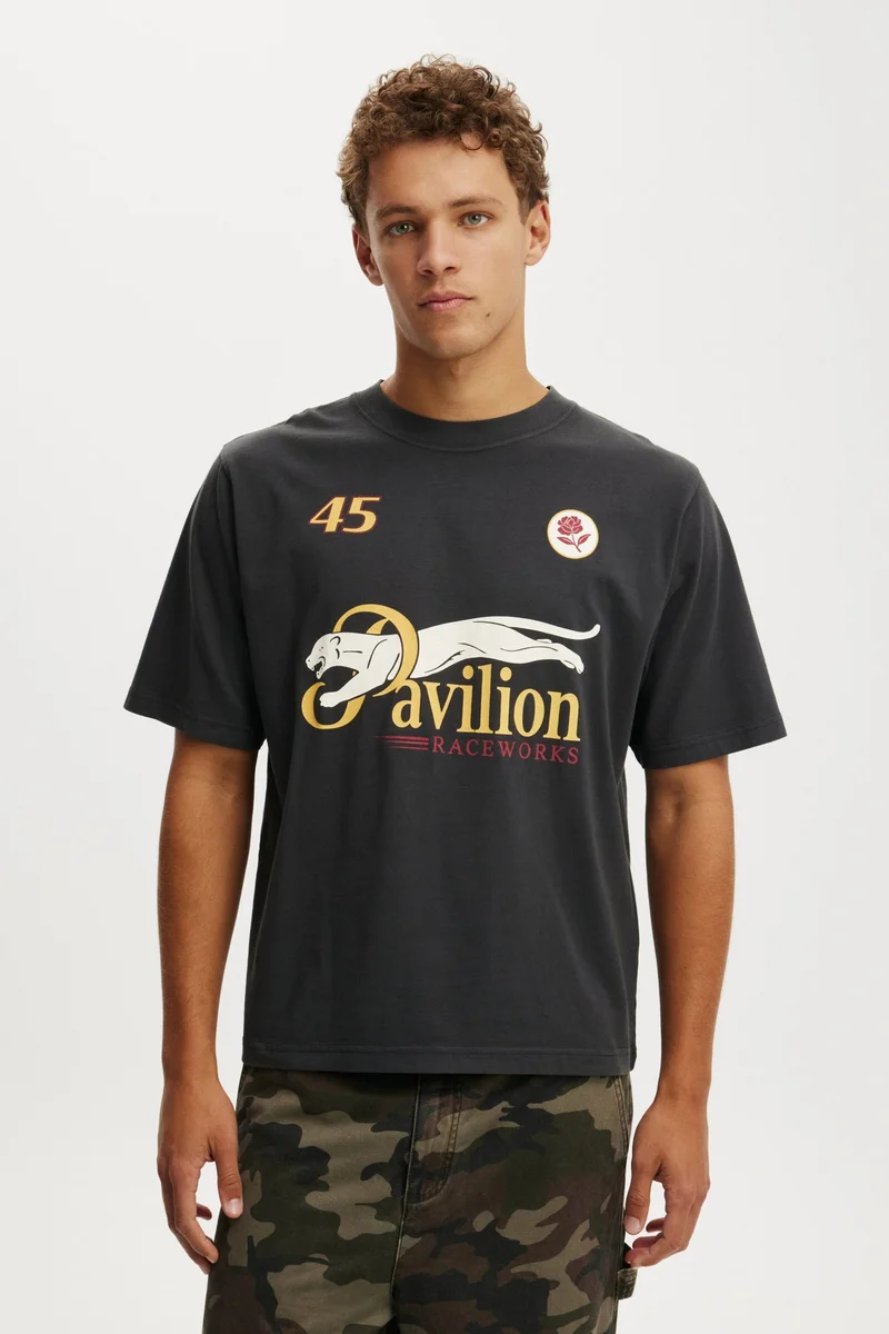 كوتون اون تيشيرت برسومات بقصة قصيرة